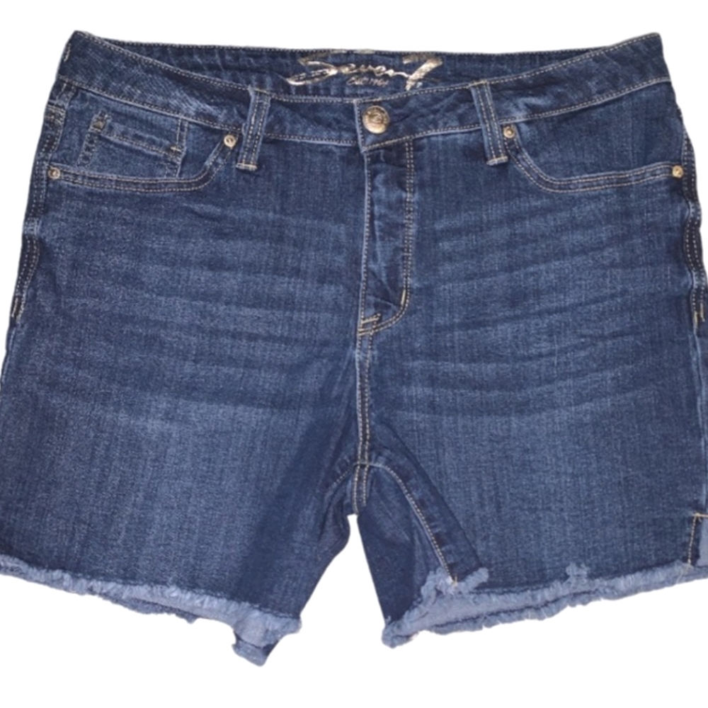 Seven7  Seven 7 weekend Jean Cut Off Style shorts  size 14